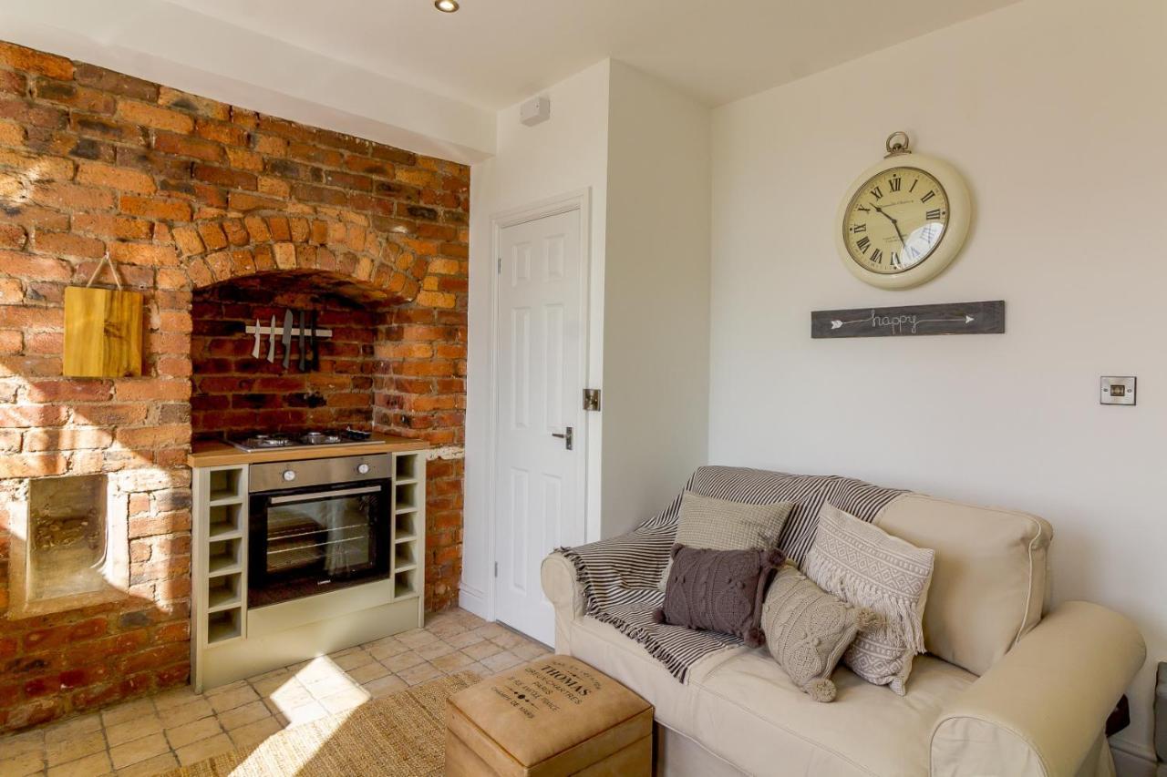 Beautiful 1 Bed Apartment In The Heart Of Matlock Matlock  Luaran gambar